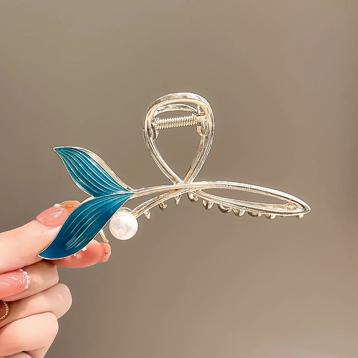 20 Styles Fish Tail Hair Claw - Image 29