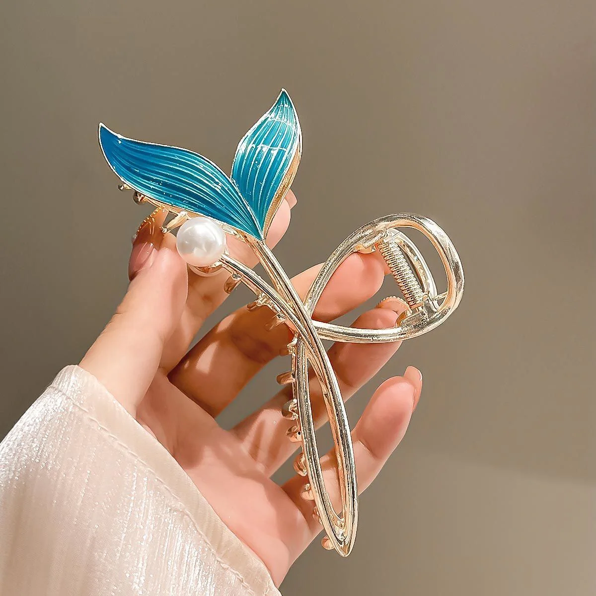 20 Styles Fish Tail Hair Claw - Image 31
