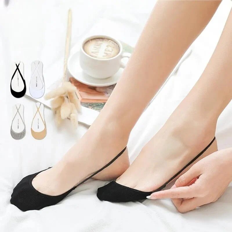 4 Pairs Invisible Socks - Image 3