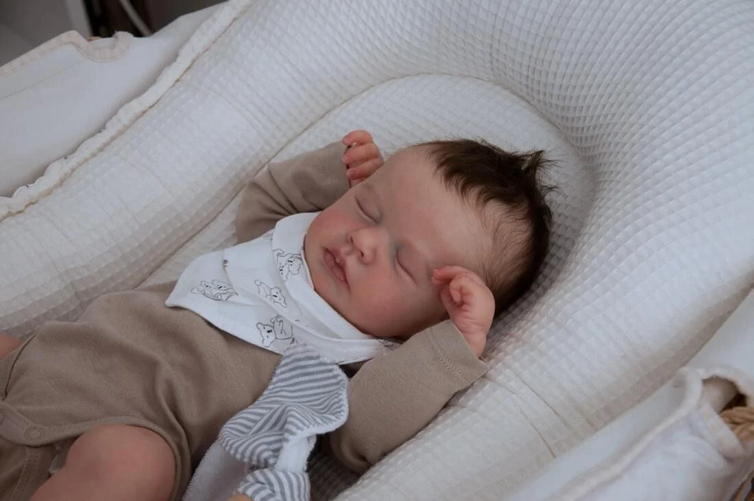 49cm 19inch 3D Silicone Vinyl Baby Doll - Image 3