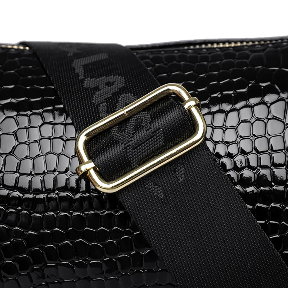 Aurelia Vintage Shoulder Bag - Image 17