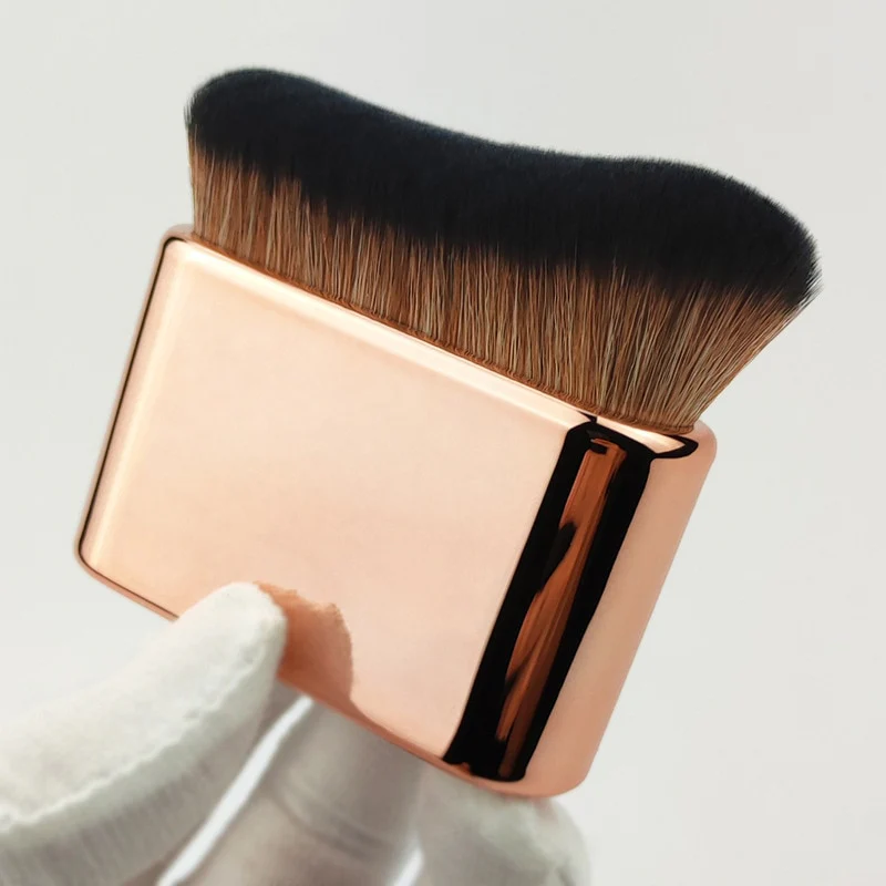 Big Foundation Face Brush - Image 3