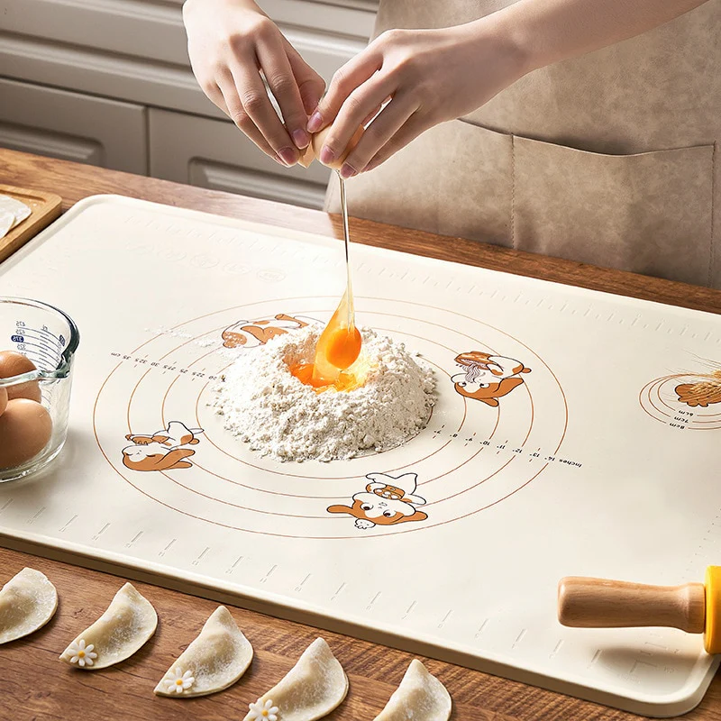 Cartoon Silicone Kneading Mat - Image 4