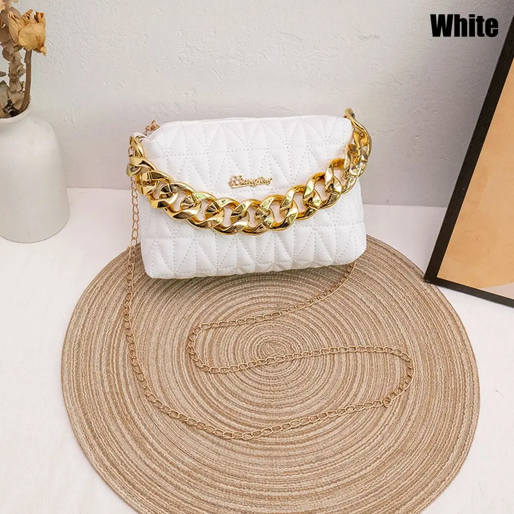 Chic Chain Charisma: PU Leather Crossbody Clutch - Image 9