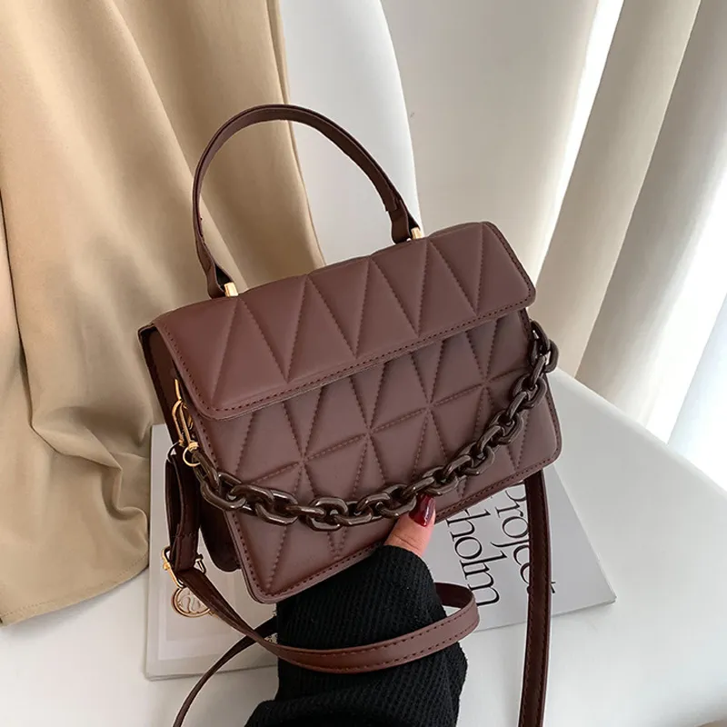 Chic Checkmate: Chain-Embellished Crossbody - Image 2