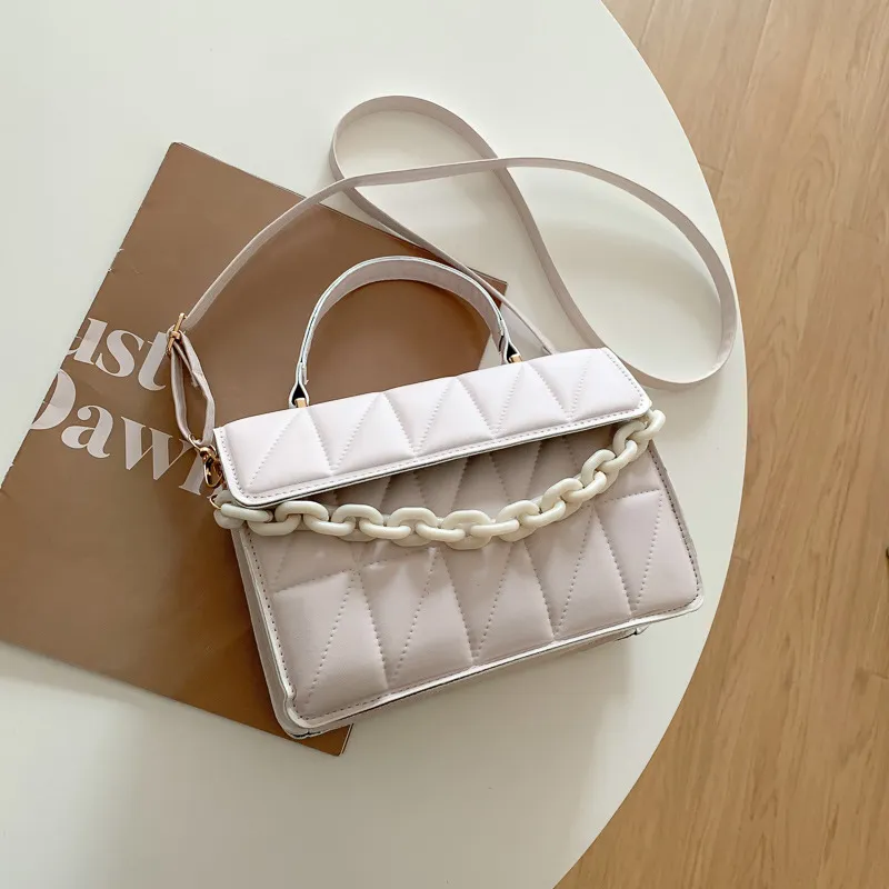 Chic Checkmate: Chain-Embellished Crossbody - Image 9