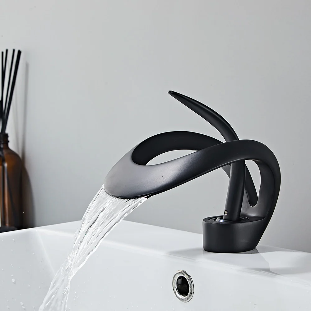 Creative Hot Cold Faucet Tap - Image 15
