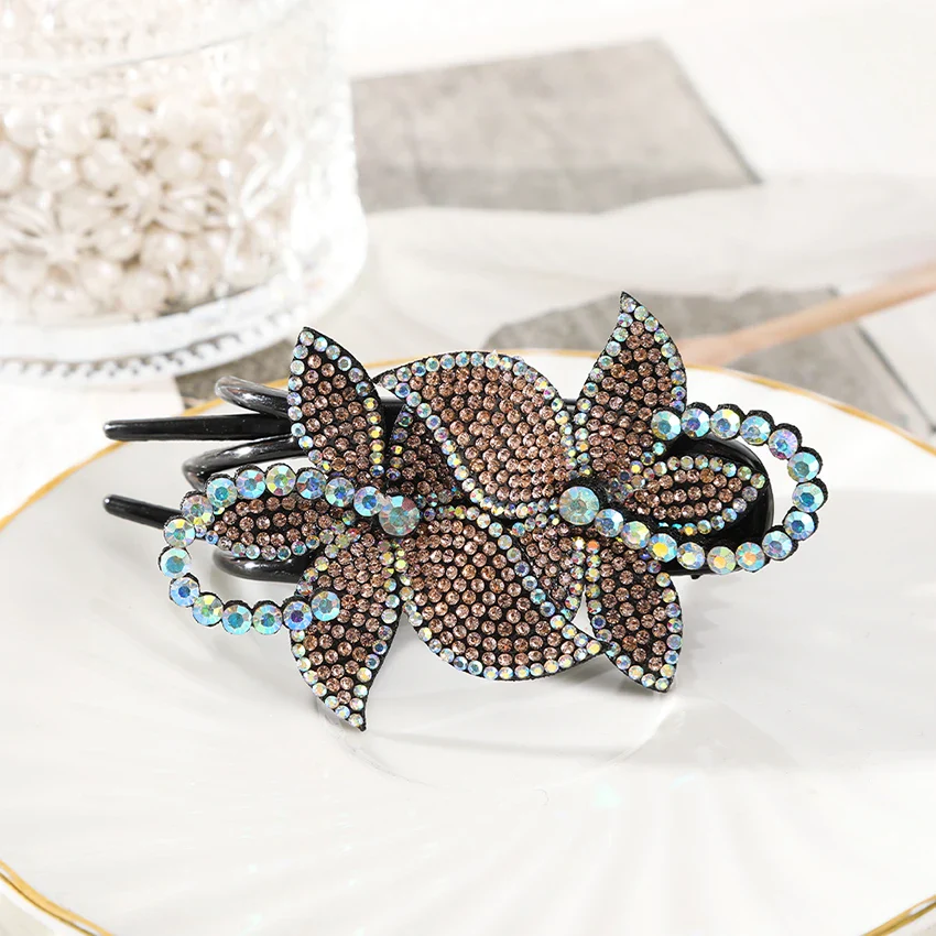 Elegant Rhinestone Flower Clip - Image 14