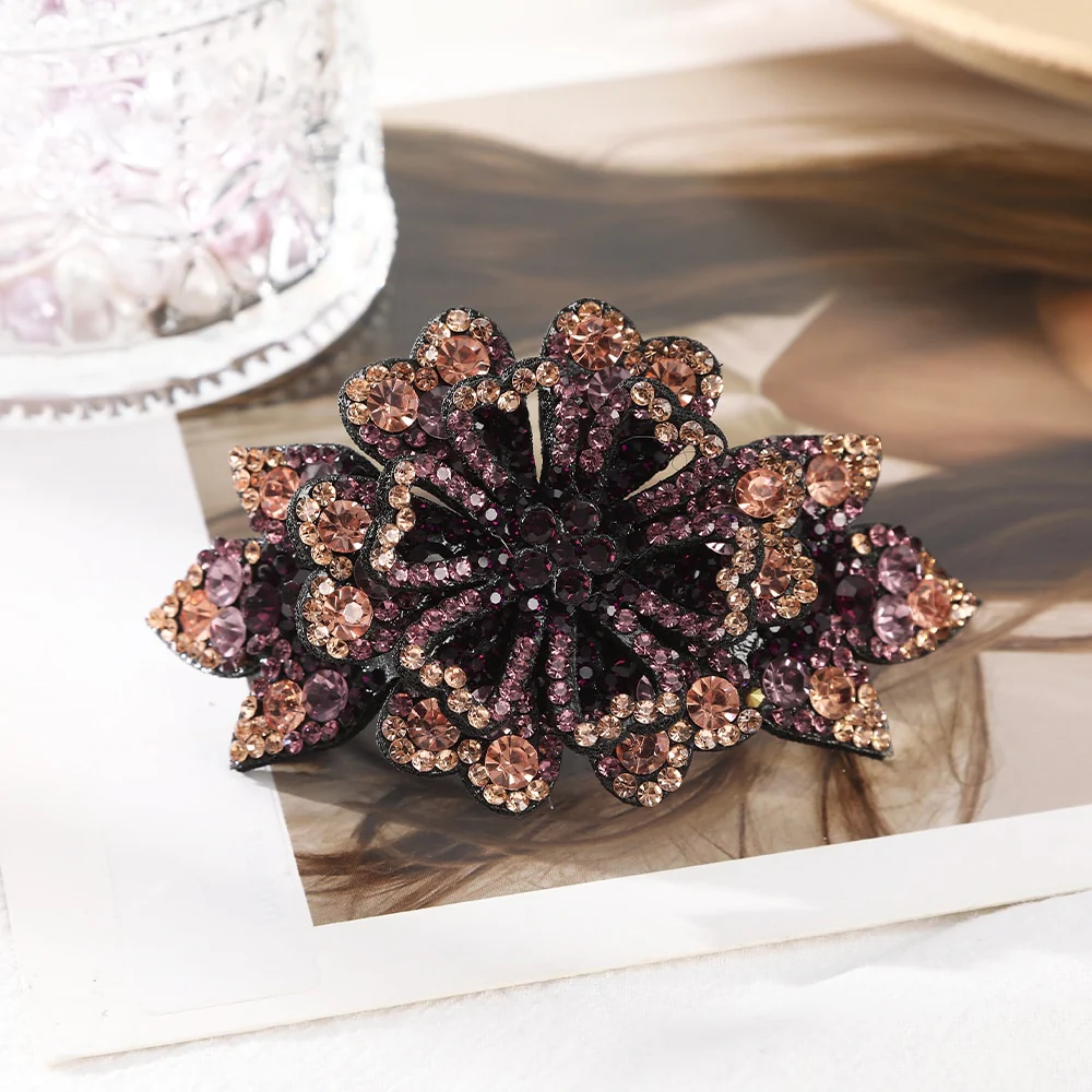 Elegant Rhinestone Flower Hair Clip - Image 13