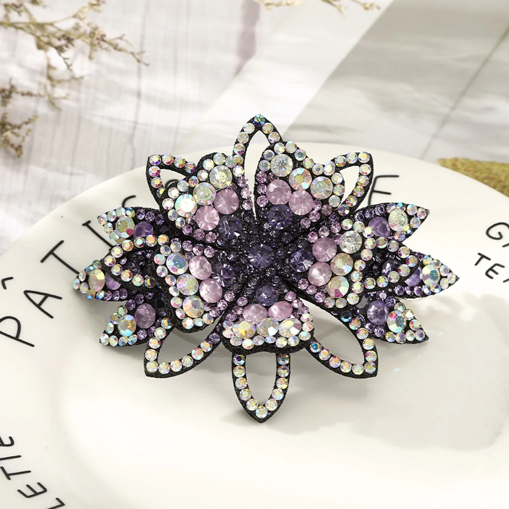 Elegant Rhinestone Flower Hair Clip - Image 14