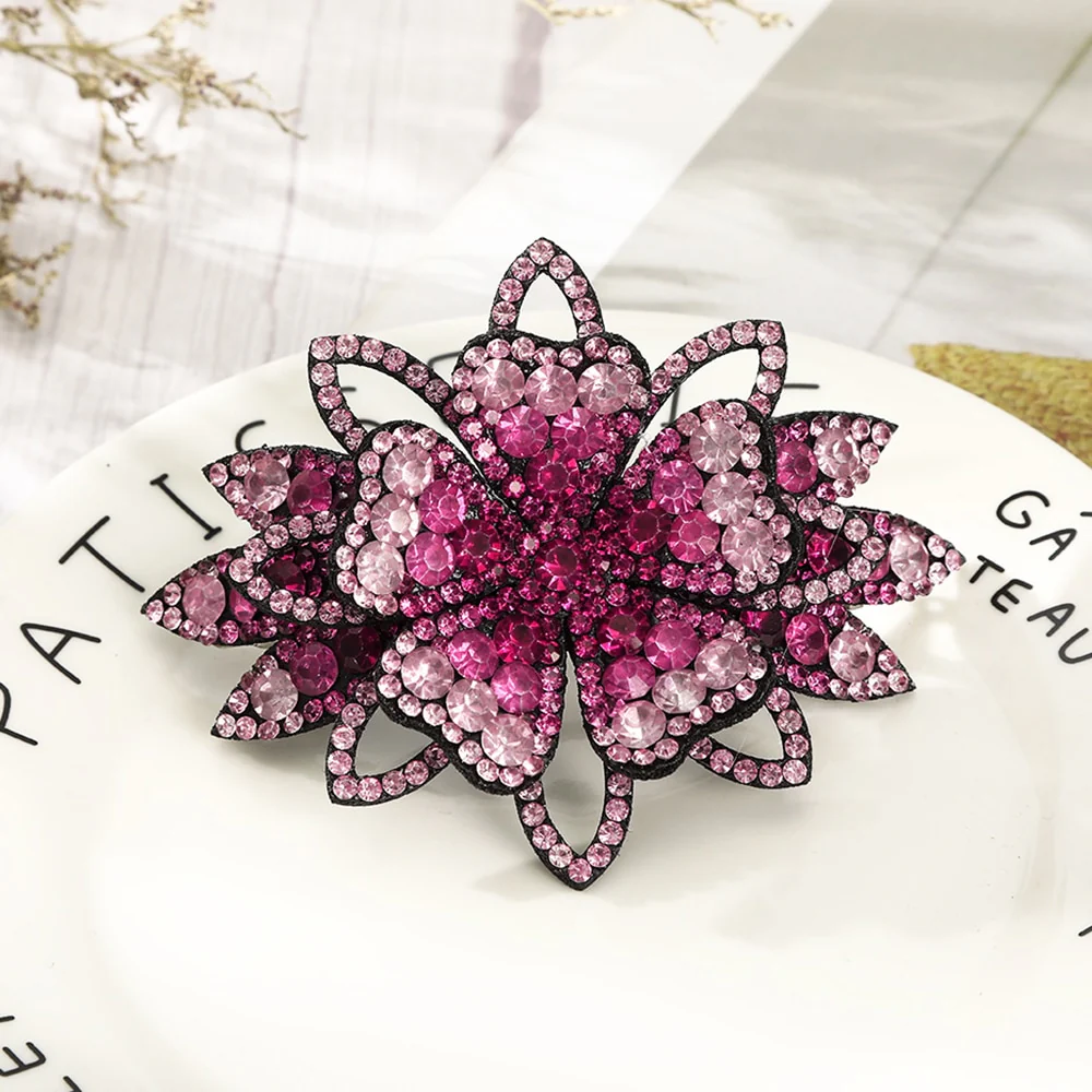 Elegant Rhinestone Flower Hair Clip - Image 16