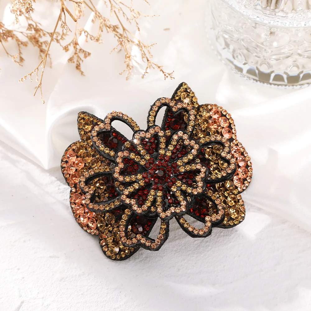 Elegant Rhinestone Flower Hair Clip - Image 8