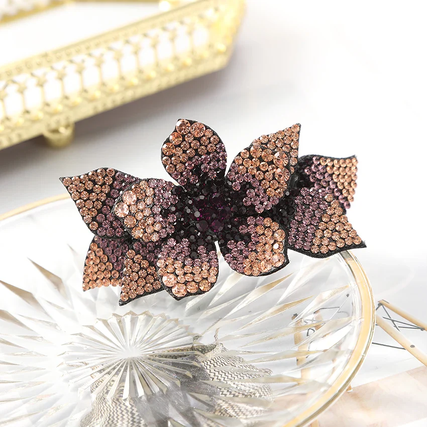Elegant Rhinestone Hair Clip - Image 5
