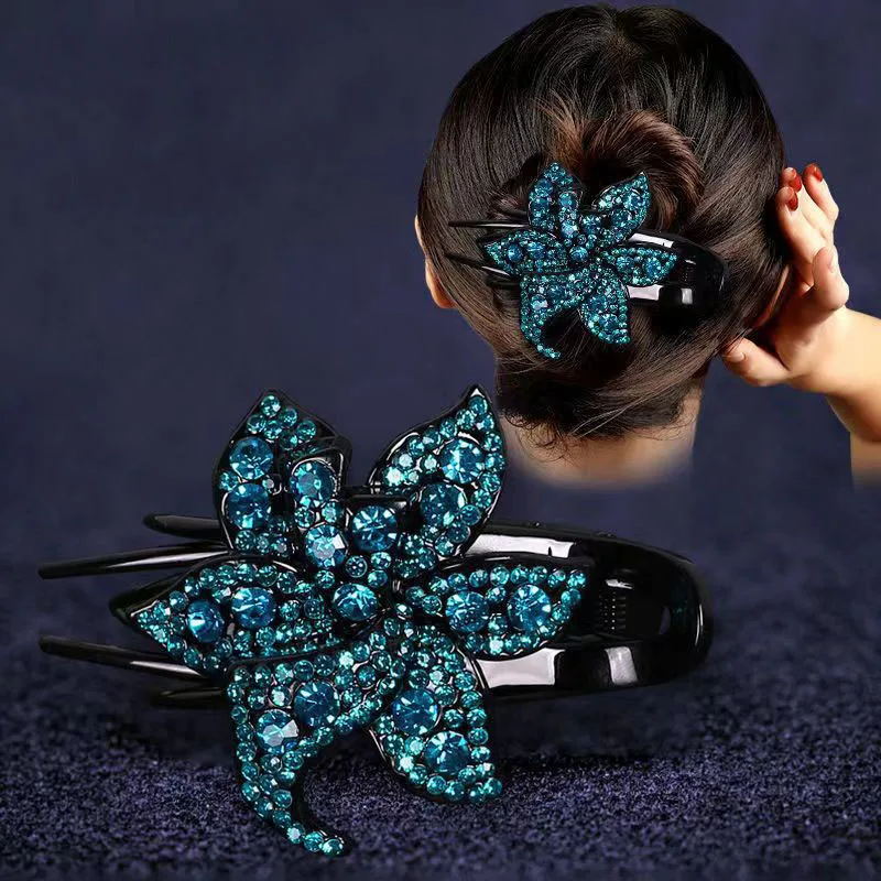 Elegant Rhinestone Hair Clip - Image 8