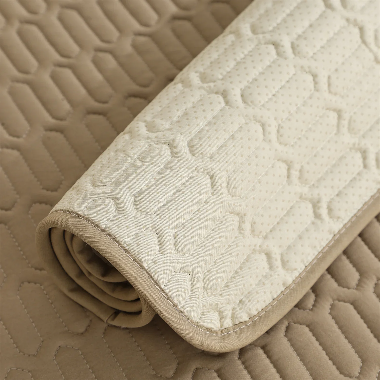 Feather Embroidery Sofa Seat Protector - Image 5