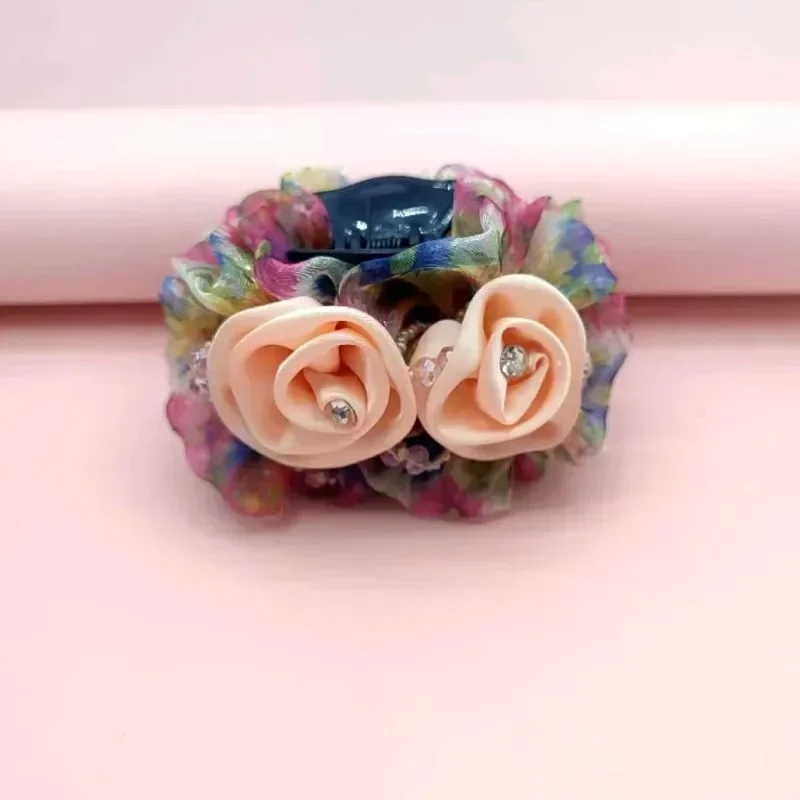 Flower Hair Claw - Image 12