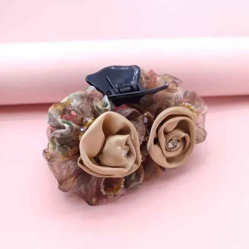 Flower Hair Claw - Image 7