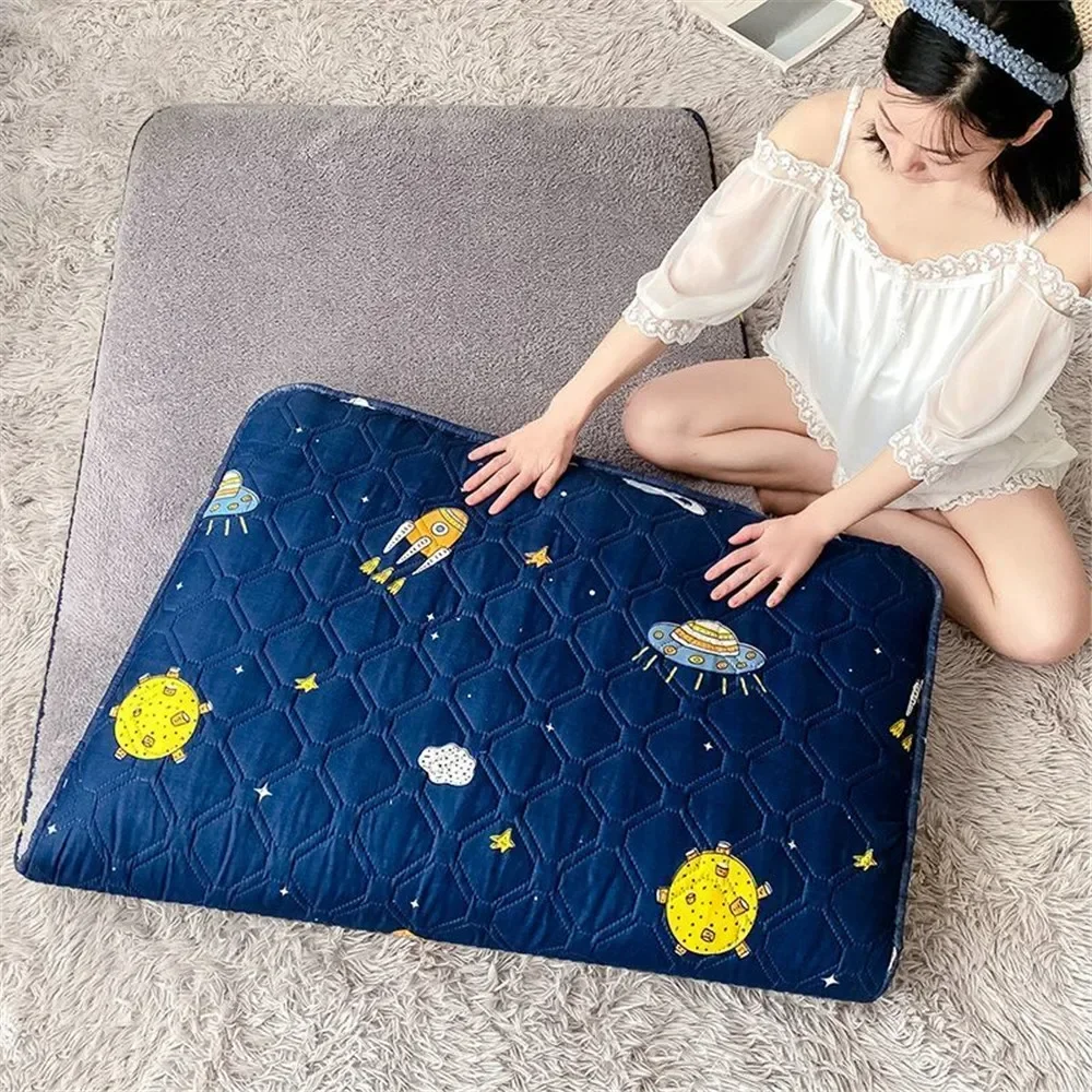 Folding Bed Mattress Topper - Image 8