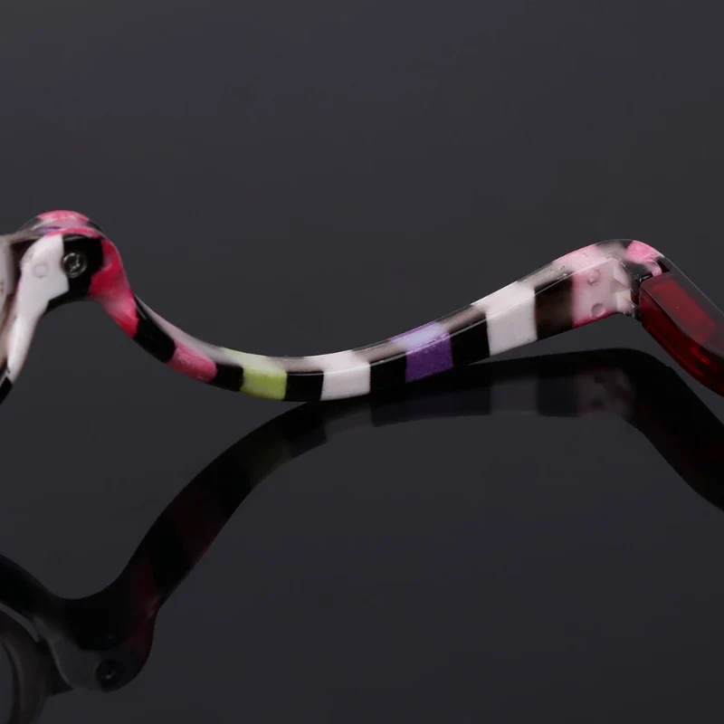 FoldLens Cosmetic Magnifying Reading Glasses - Image 2