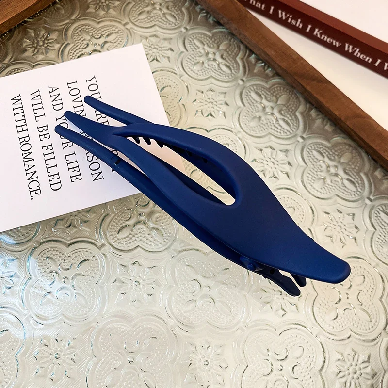 Hair Clip - Image 12