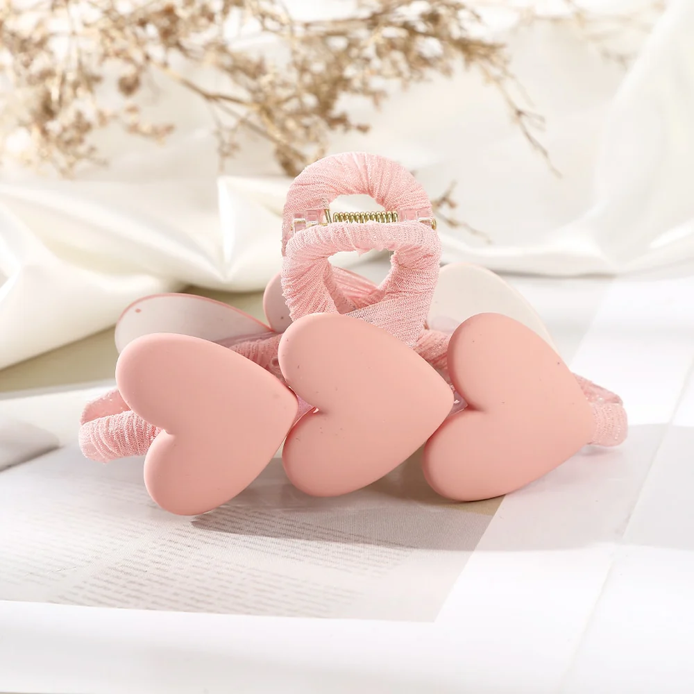 Heart Hair Claw - Image 14