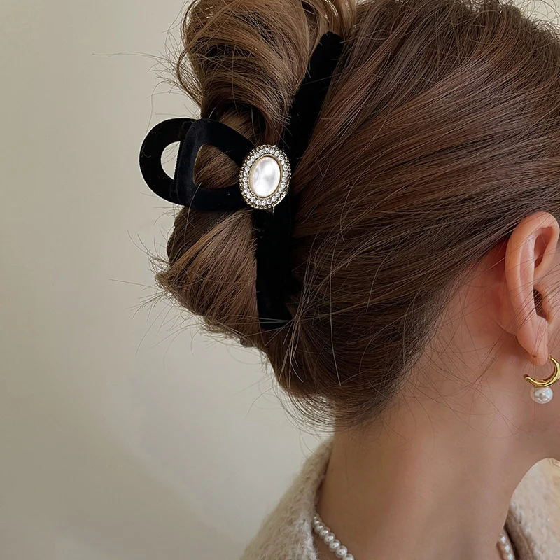 Heart Hair Claw - Image 17