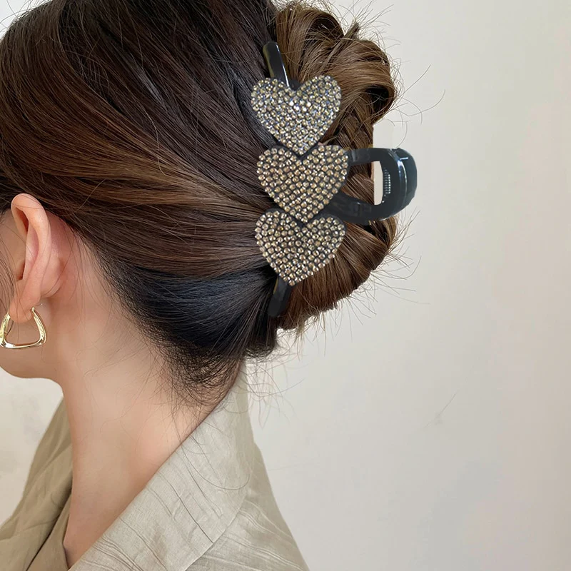 Heart Hair Claw - Image 22