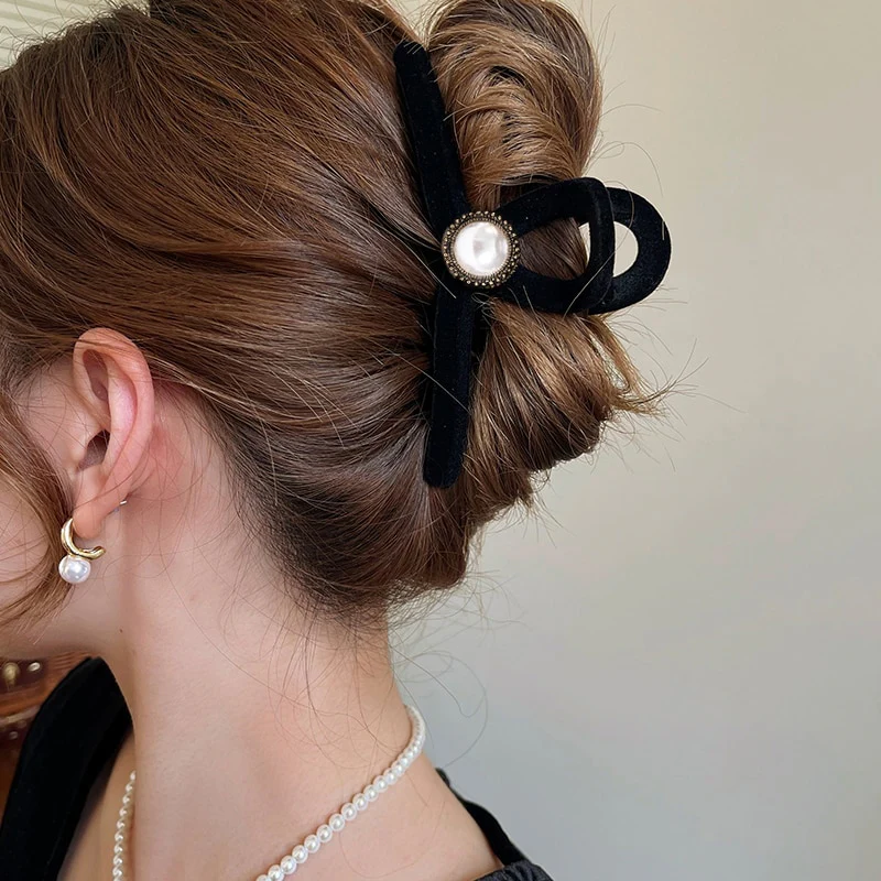Heart Hair Claw - Image 23