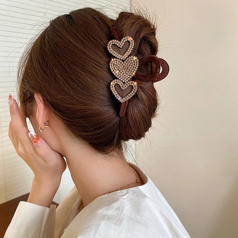 Heart Hair Claw - Image 33
