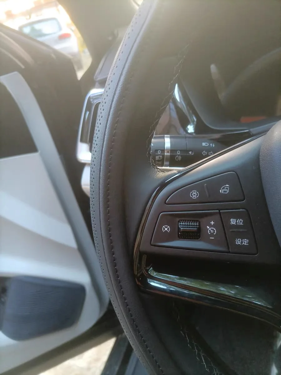 Leather Steering Wheel Cover - Image 19