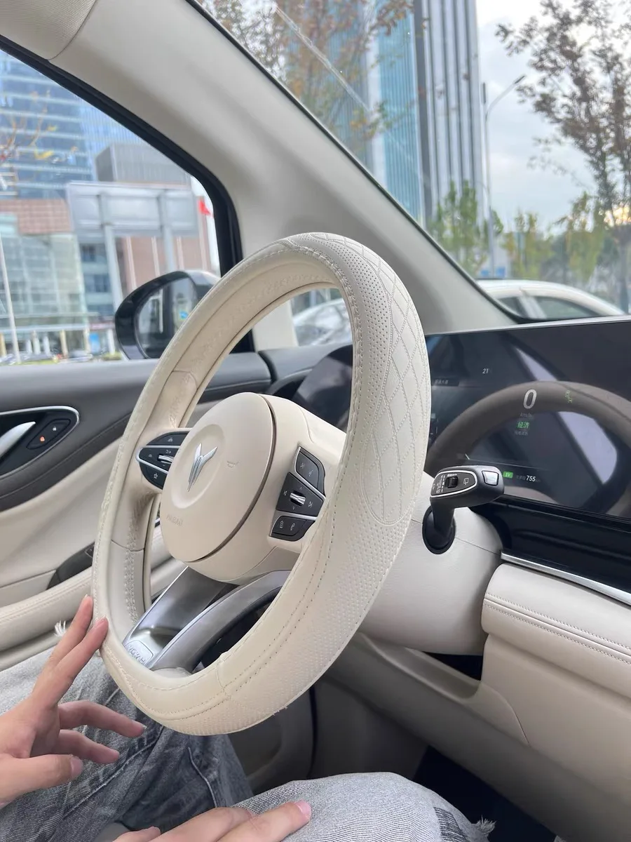 Leather Steering Wheel Cover - Image 22