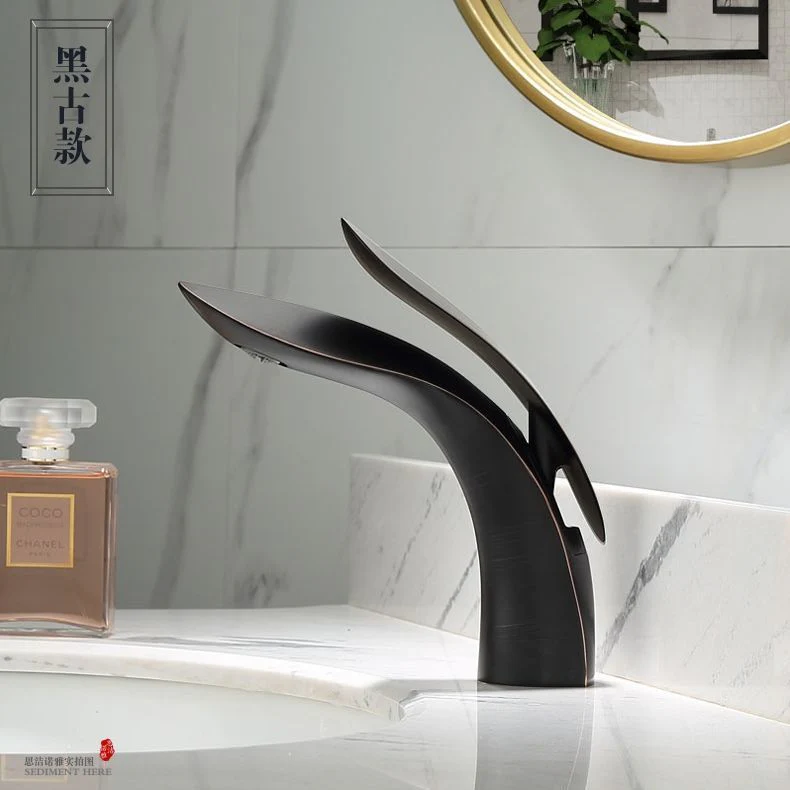Luxury Bathroom Faucet - Image 29