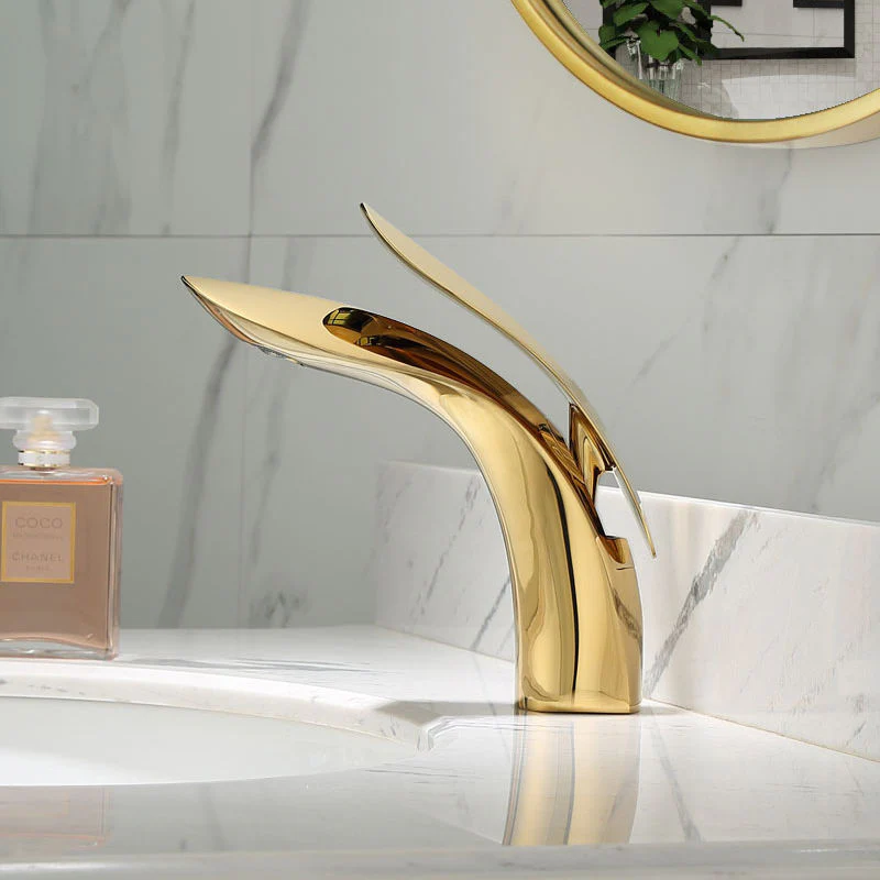 Luxury Bathroom Faucet - Image 31