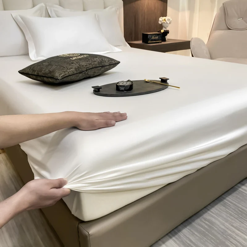 Luxury Glossy Cotton Fitted Bed Sheet - Image 4