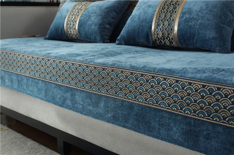 Luxury Sofa Couch Cover - Image 19