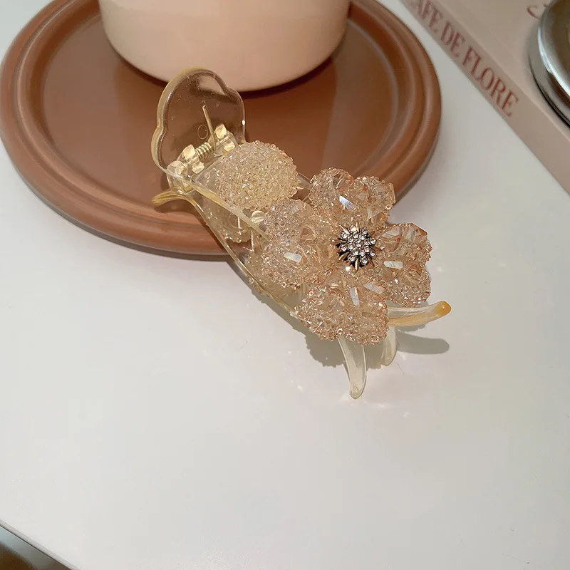 Pearl Flower Hair Claw - Image 3