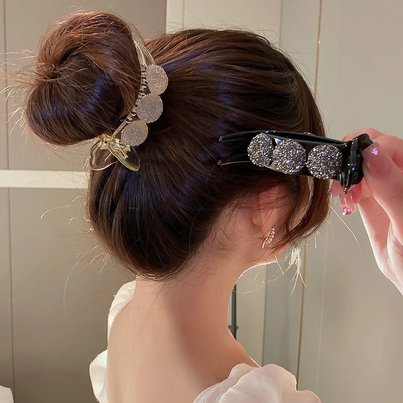 Pearl Flower Hair Claw - Image 6