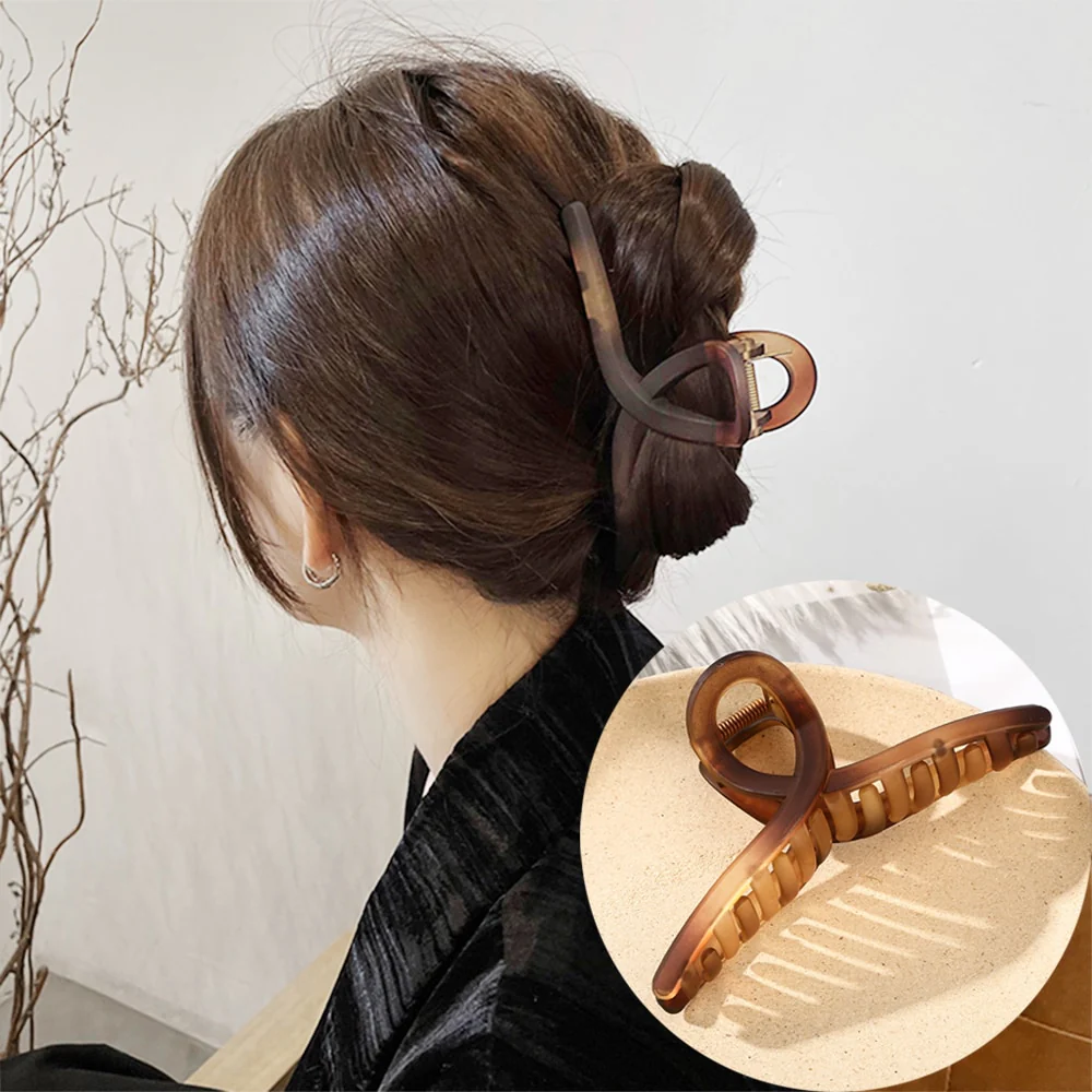 Pearls Hair Claw Clip - Image 36