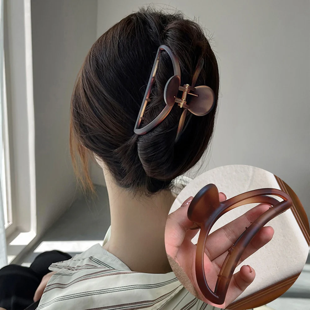 Pearls Hair Claw Clip - Image 38