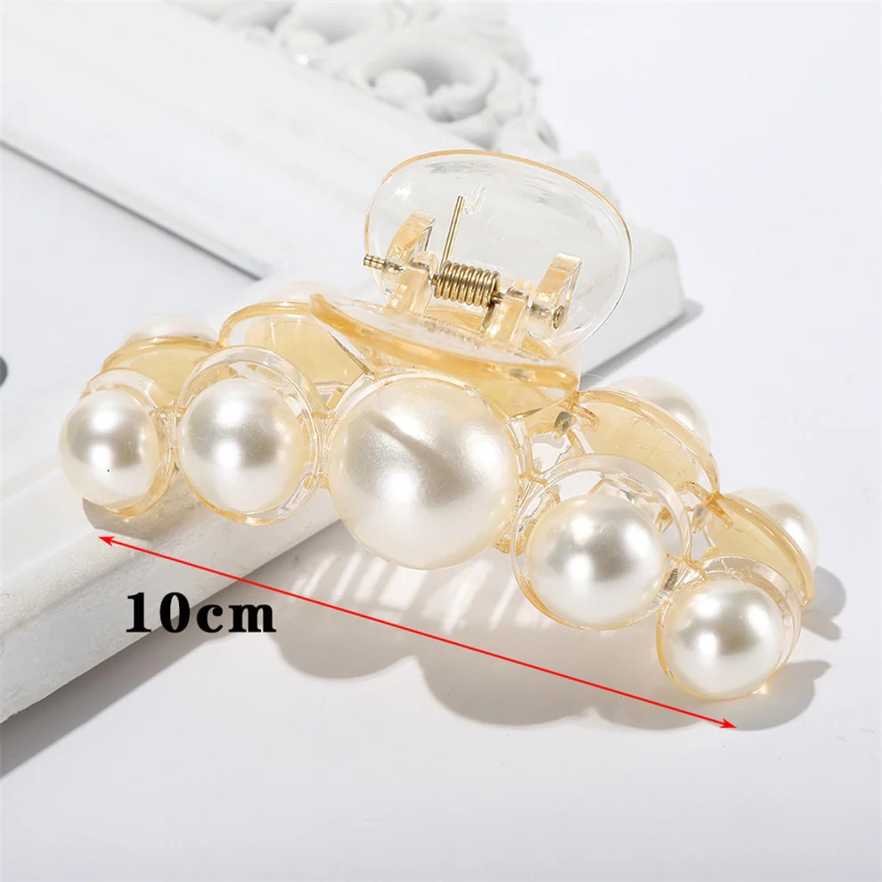 Pearls Hair Claw Clip - Image 4