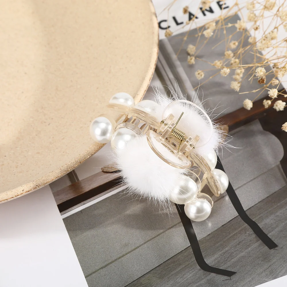 Pearls Hair Claw Clip - Image 6