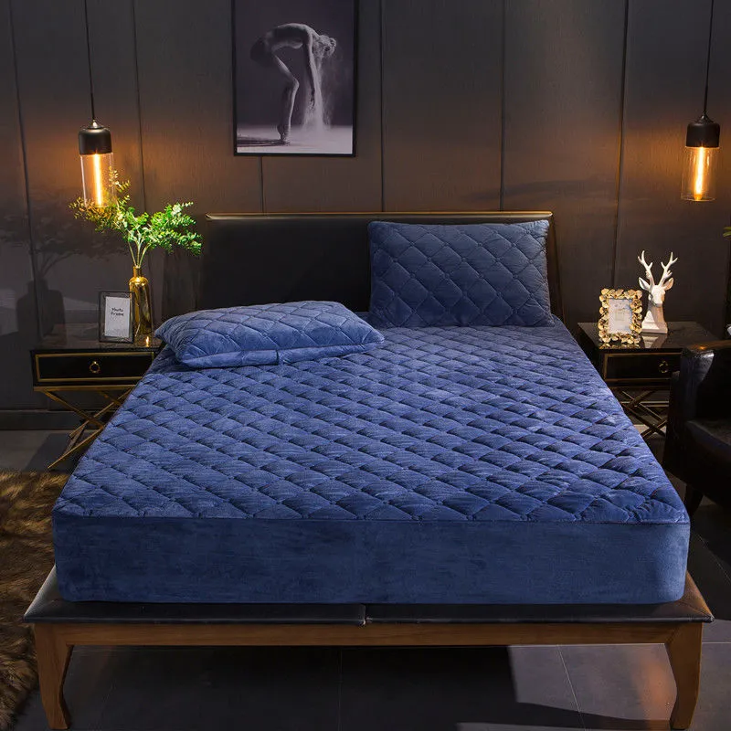Plush Velvet Bed Cover - Image 10