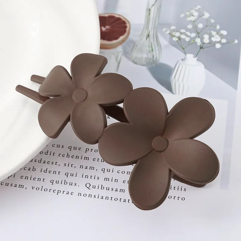 Retro Frosted Flower Hairpin - Image 12