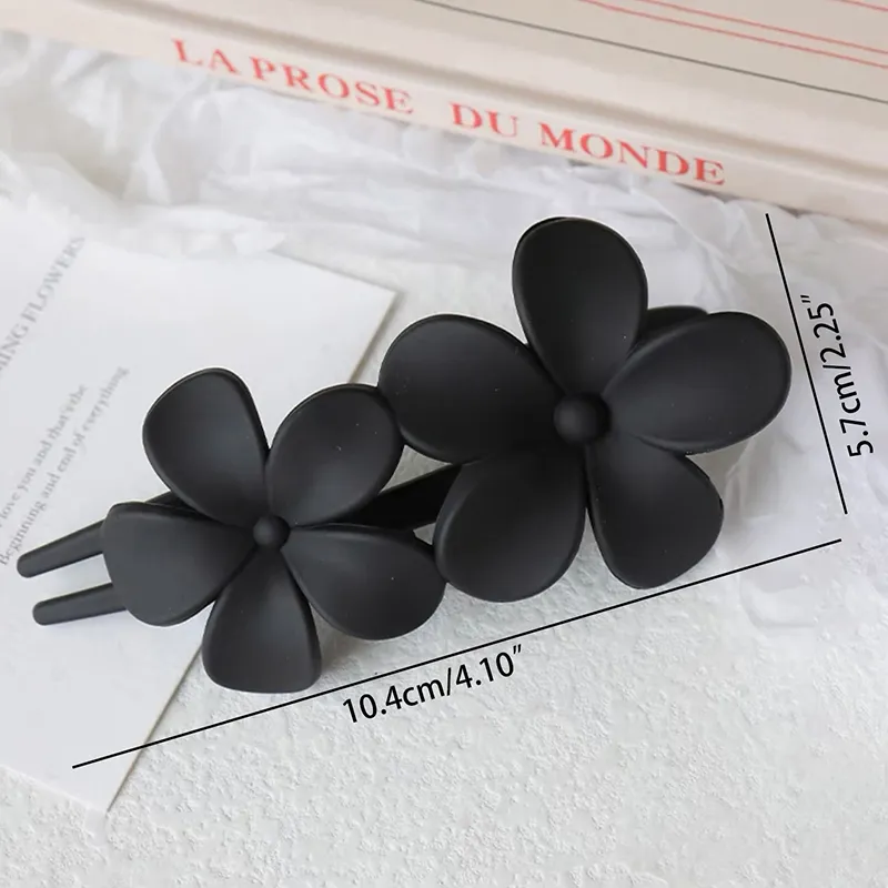 Retro Frosted Flower Hairpin - Image 3