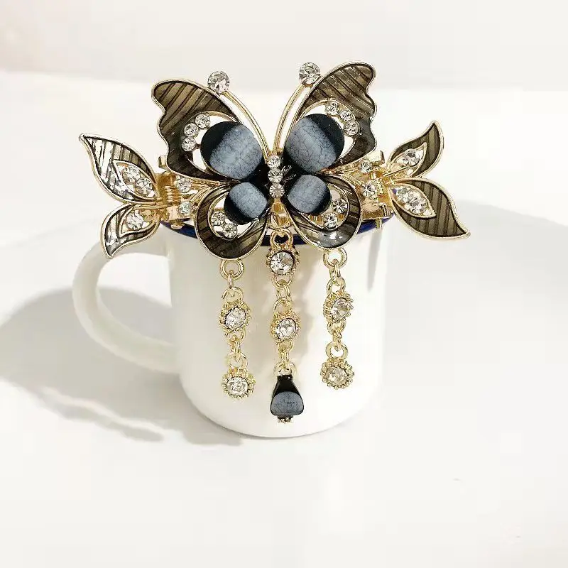 Rhinestone Butterfly Hair Pin - Image 4