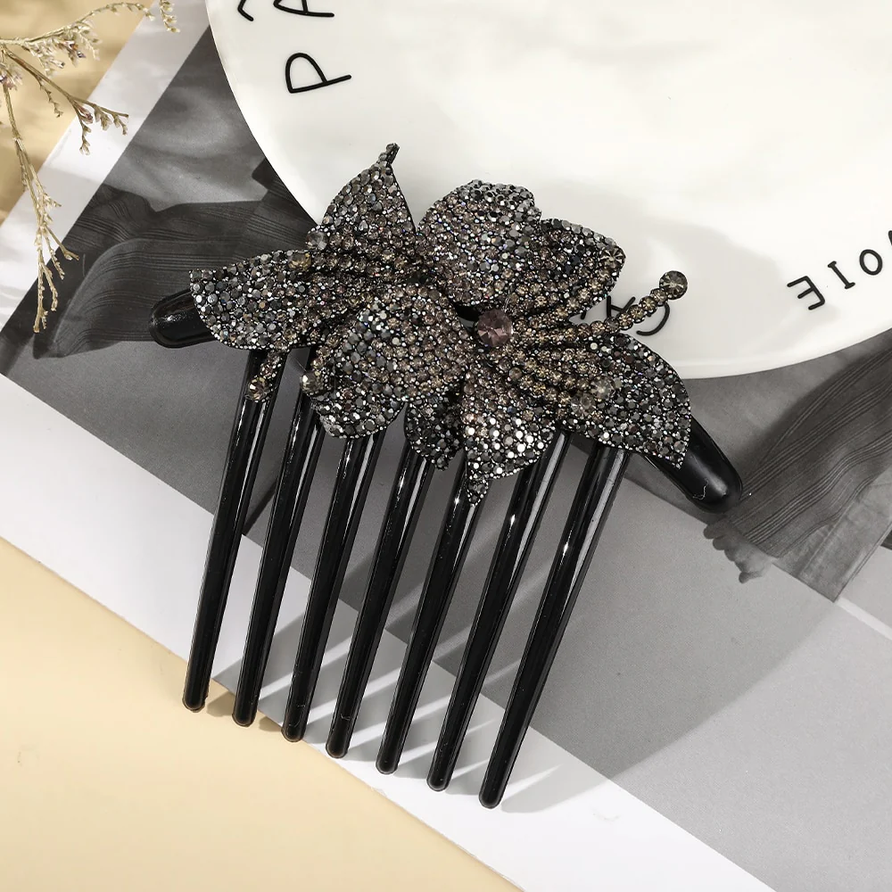 Rhinestone Flower Hair Comb - Image 7