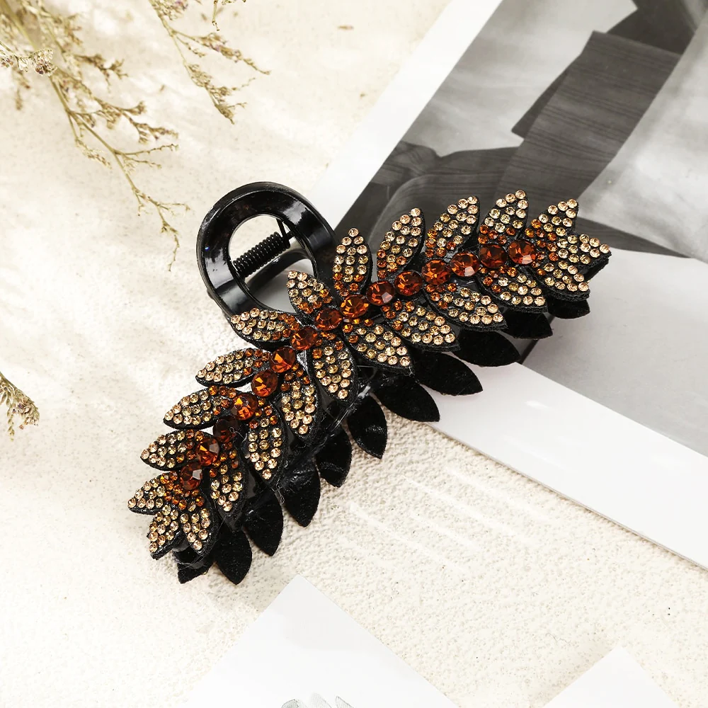 Rhinestone Leave heart Hair Claw - Image 15