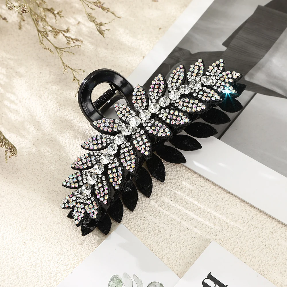 Rhinestone Leave heart Hair Claw - Image 9