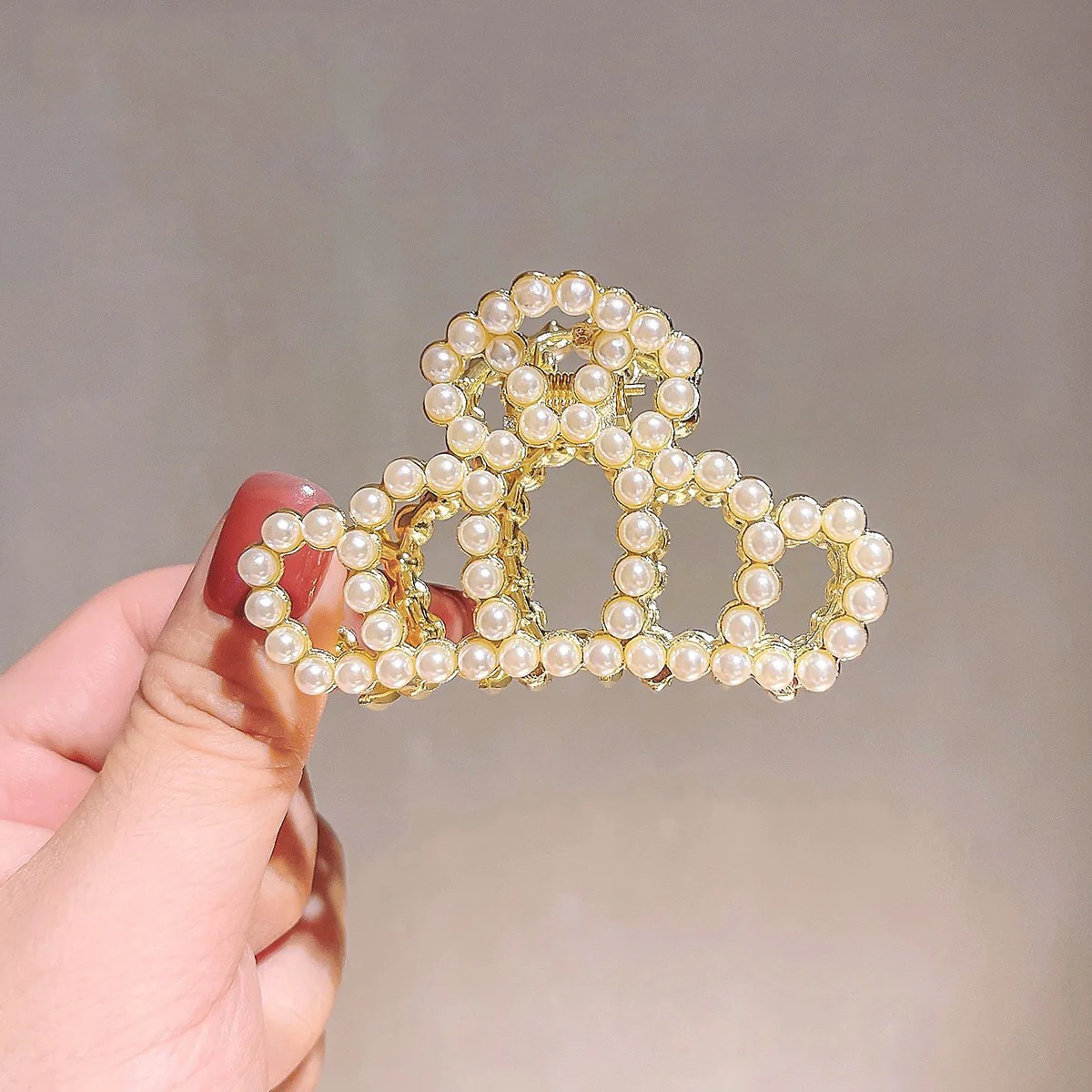 Rhinestone Metal Hair Claw - Image 11