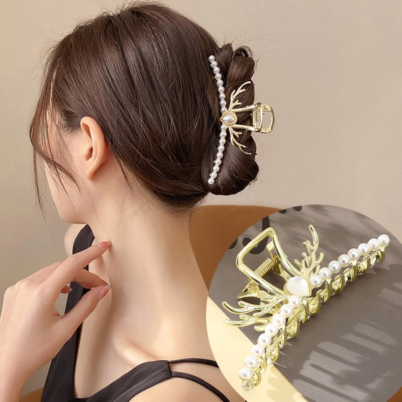 Rhinestone Metal Hair Claw - Image 28